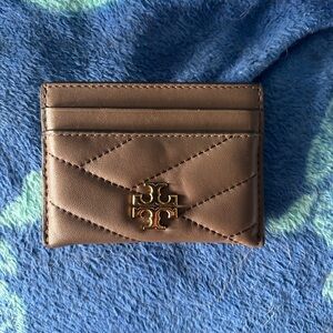 TORY BURCH. KIRA CHEVRON CARD CASE - like new
